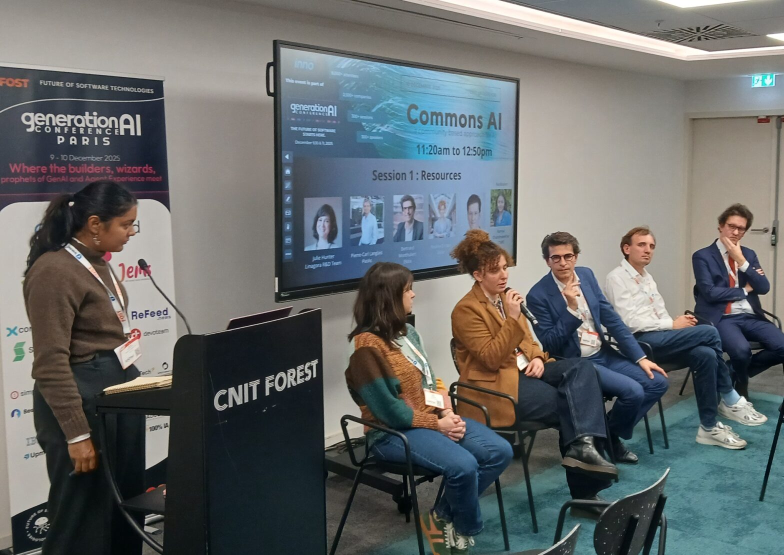 session 1 commons AI avec les intervenants et intervenantes : Julier Hunter, Bertrand Monthubert et Pauline Zordan, Pierre Carl Langlais et Bertrand Pailhes.